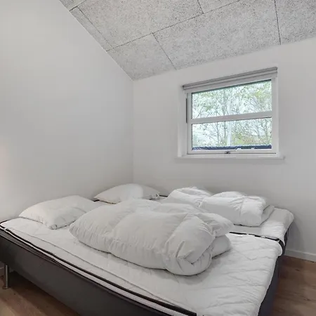 Alrike - 850m From The Sea By Interhome *