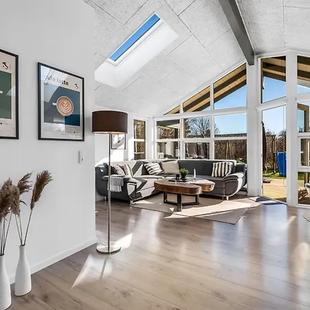Alrike - 850m From The Sea By Interhome *